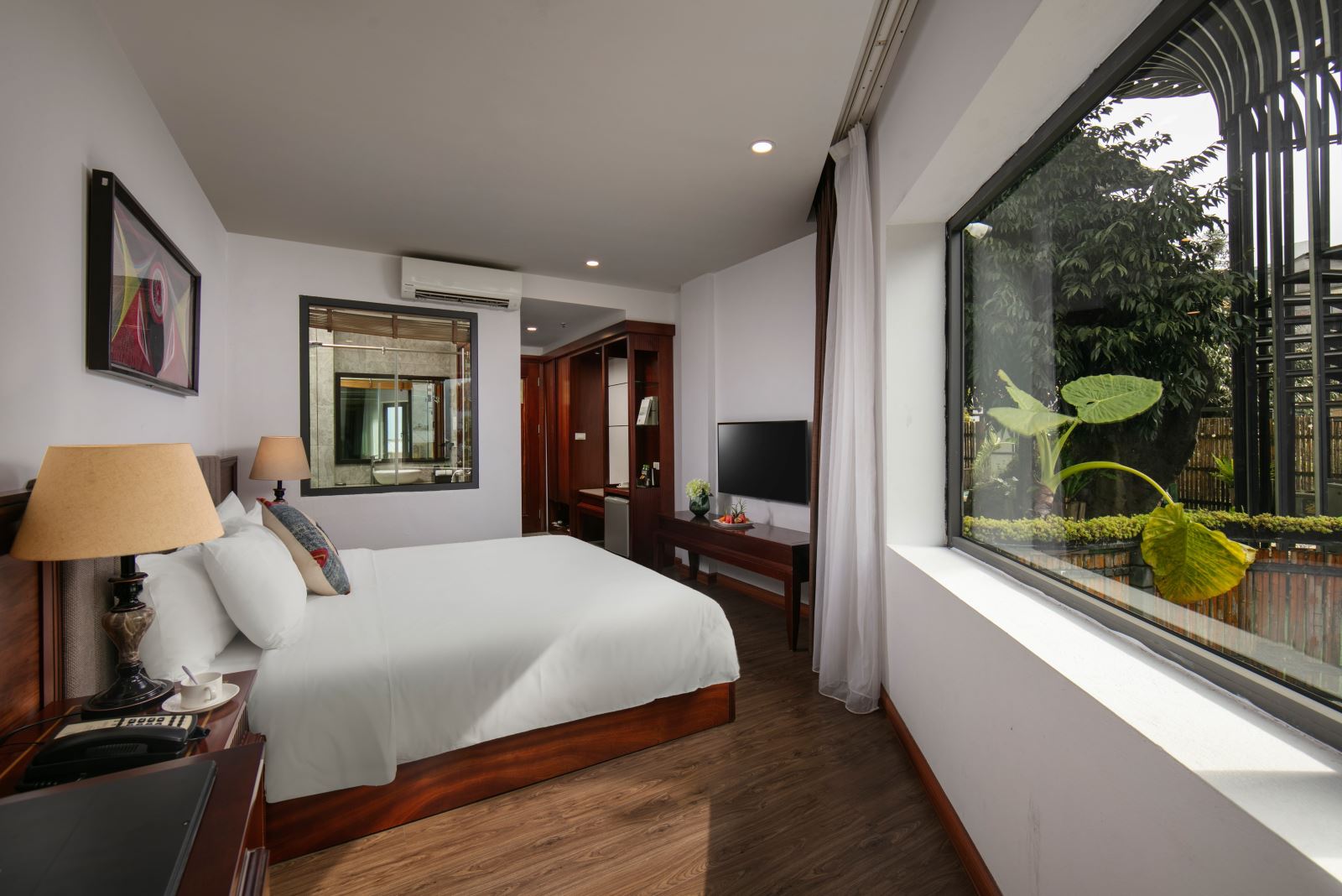 Phòng khách sạn càng ở vị trí tầng cao thì tầm nhìn càng đẹp.