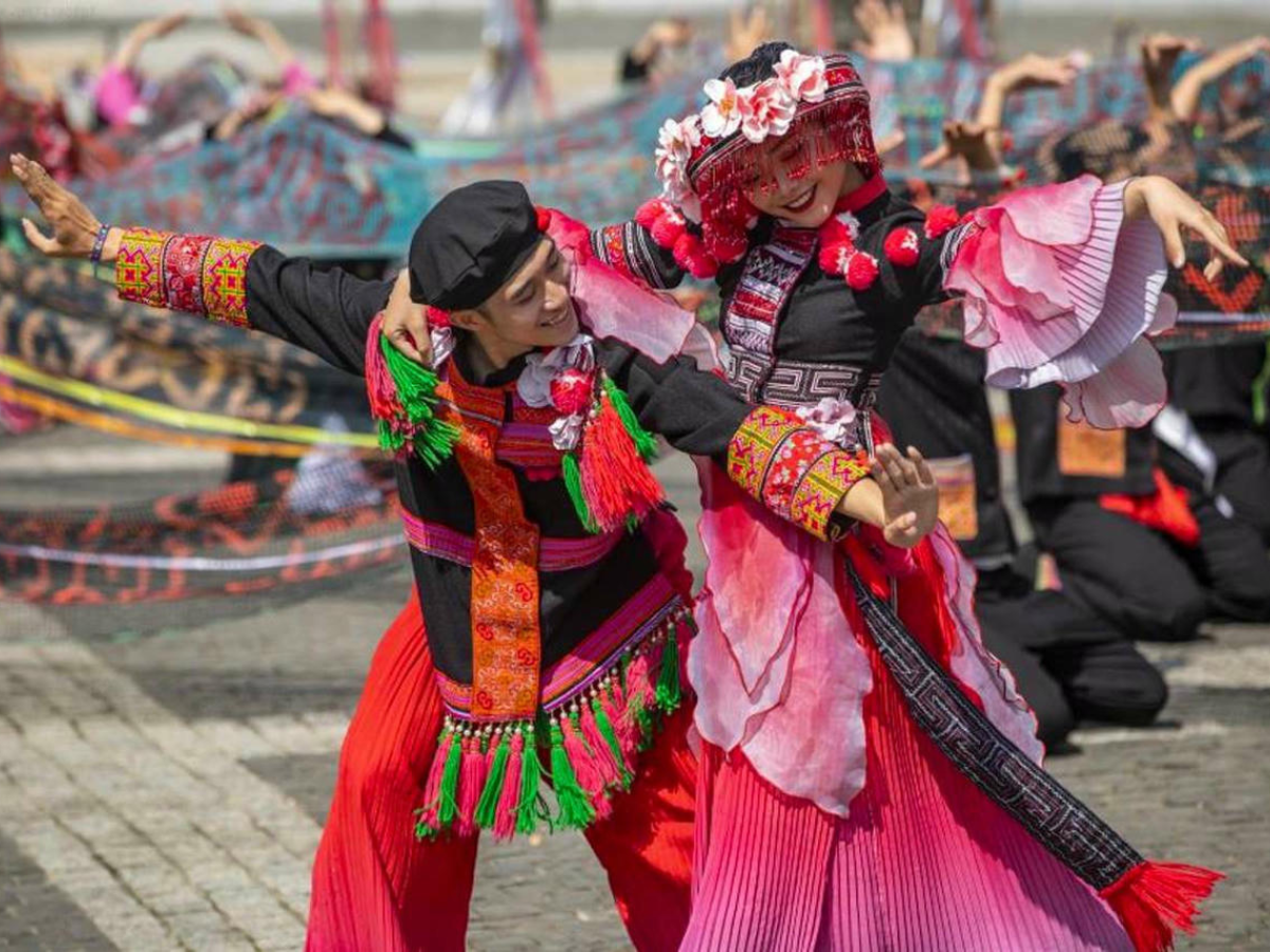 Du khách sẽ được trải nghiệm văn hóa giao duyên của đồng bào vùng cao.