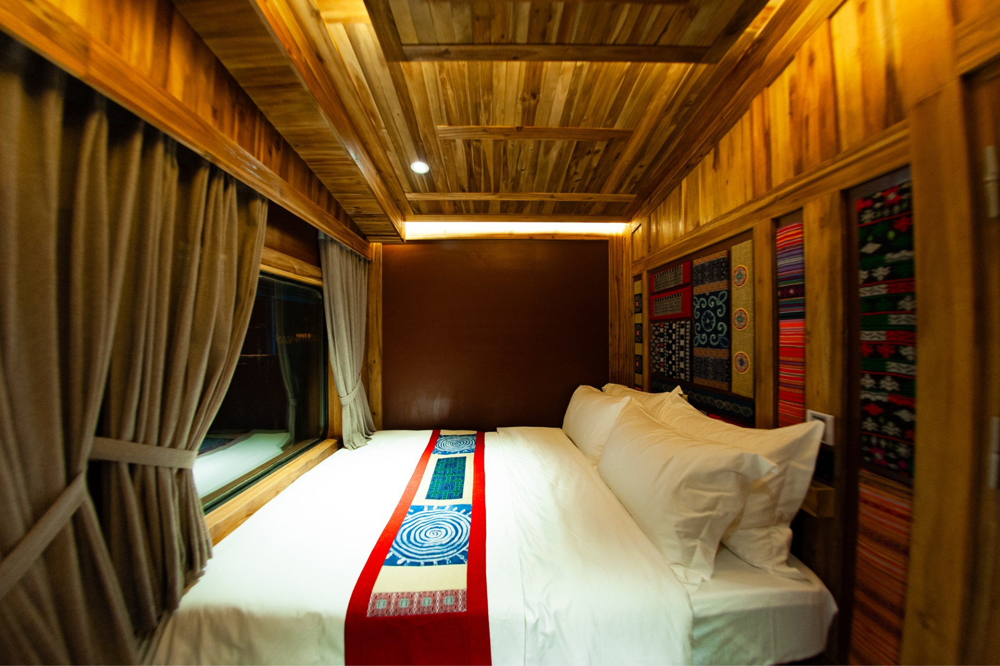 Tàu Chapa Express có nhiều cabin cho du khách lựa chọn.