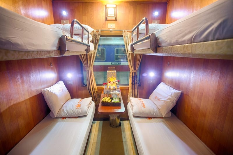 Tàu ET Pumpking Express gồm 7 khoang đặt tiêu chuẩn 2 sao.