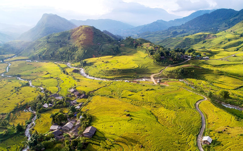 Bản Tả Giàng Phình là khu vực sinh sống của cộng đồng người Mông tại Sa Pa