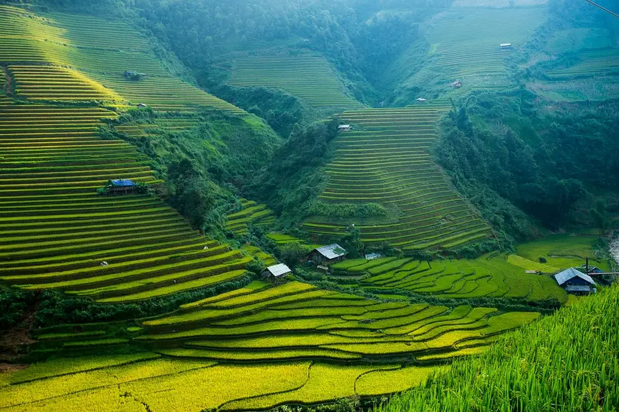 Trải nghiệm các cung đường quanh co tại các bản làng Sa Pa