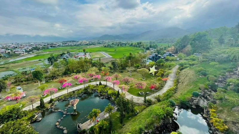 Khung cảnh thiên nhiên tại Nghĩa Lộ gây ấn tượng với nhiều du khách ghé thăm