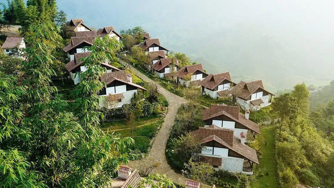 Sapa Jade Hill Resort nằm giữa thiên nhiên Tây Bắc hùng vĩ