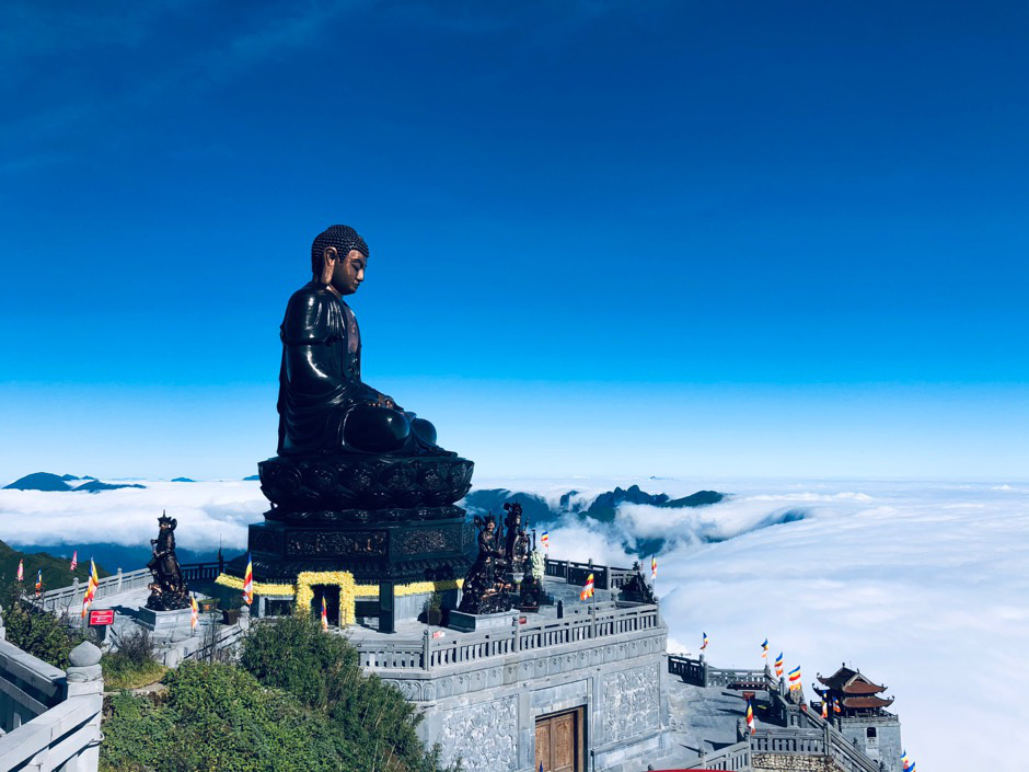 Đại Tượng Phật A Di Đà uy nghi giữa đất trời Tây Bắc