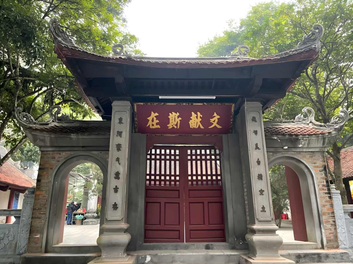 Ngôi đền tọa lạc tại phường Lào Cai nơi thờ phụng và ghi nhớ công lao Hưng Đạo Đại Vương. (Nguồn sưu tầm)&nbsp;