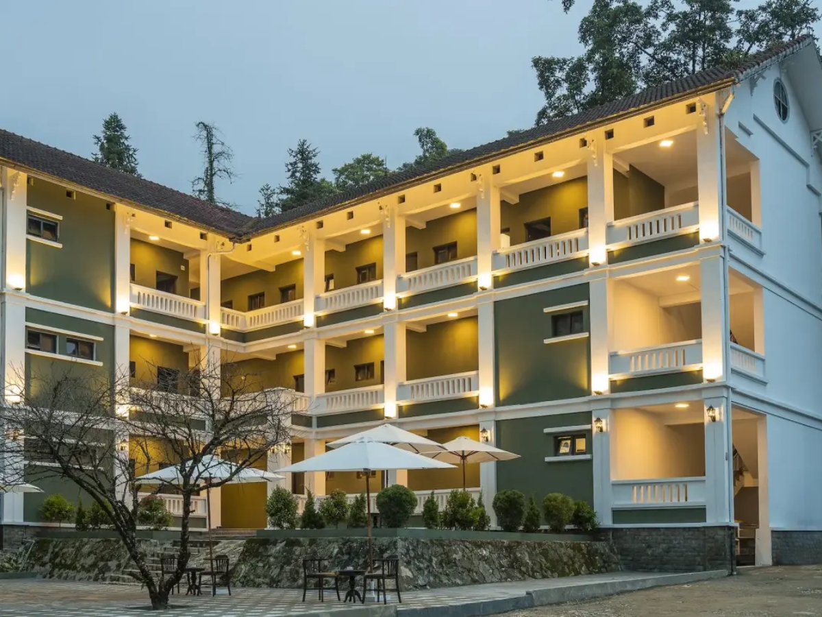 The Gate Boutique Hotel Sapa tọa lạc tại đường Thạch Sơn, hoạt động từ năm 2023 với quy mô khách sạn 3 sao.