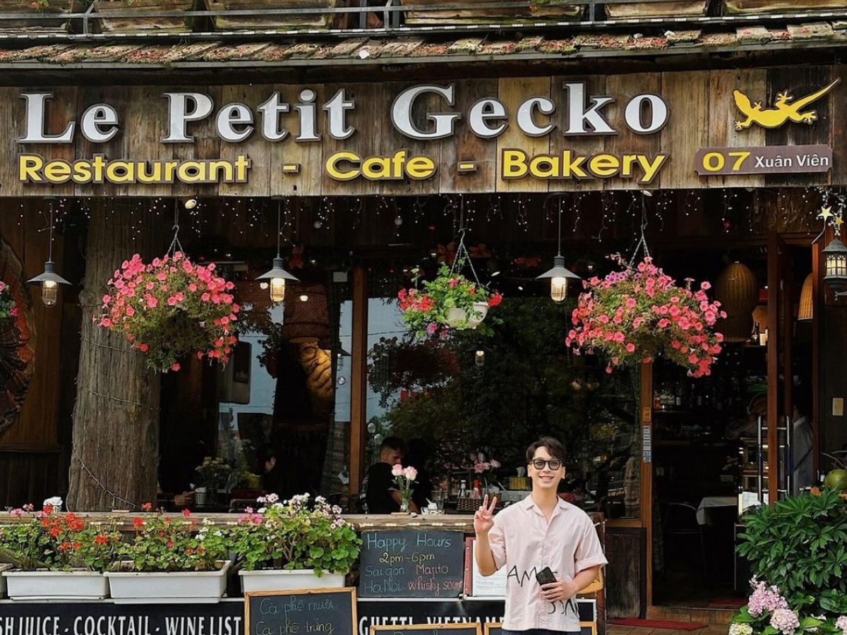 Le Petit Gecko trực thuộc Le Gecko Group, thương hiệu ẩm thực và lưu trú hơn 20 năm tại Sa Pa.