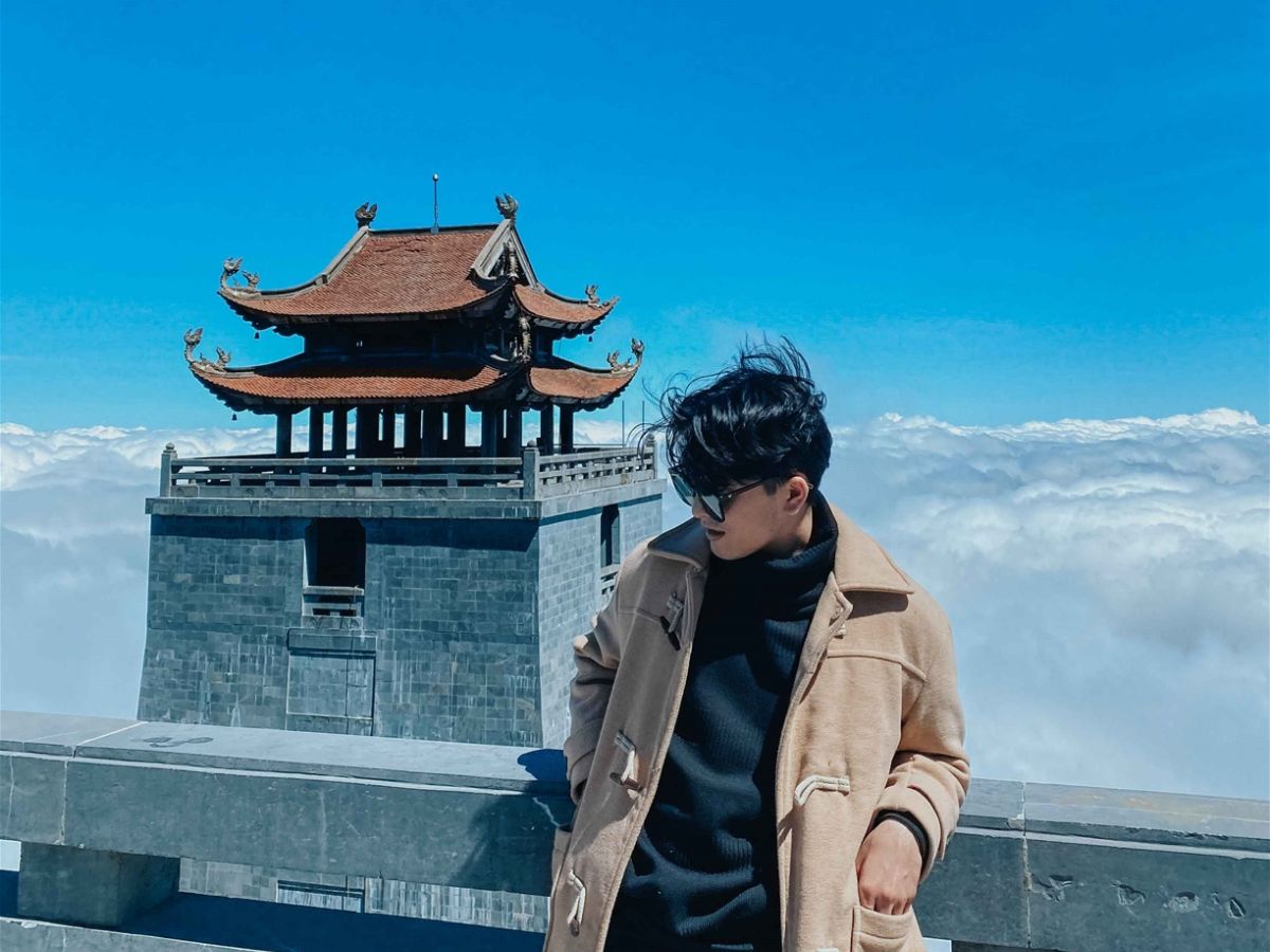 Tham quan quần thể tâm linh nổi tiếng tại Sa Pa.