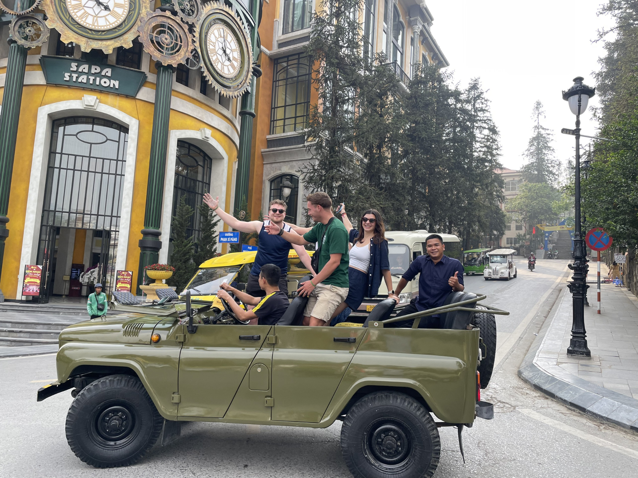Chuẩn bị kỹ lưỡng giúp hành trình khám phá bản làng Sa Pa bằng xe Jeep an toàn và trọn vẹn hơn 