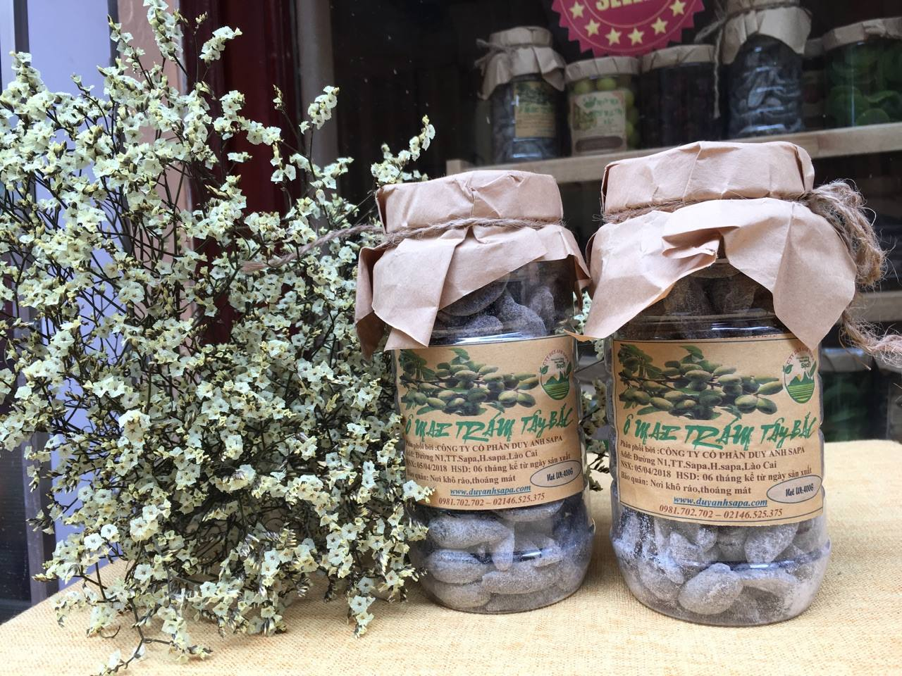 Đặc sản Sa Pa thường được đóng gói hút chân không cho đồ khô và dùng hộp cứng chống sốc cho đồ tươi, giúp đảm bảo chất lượng khi mang về