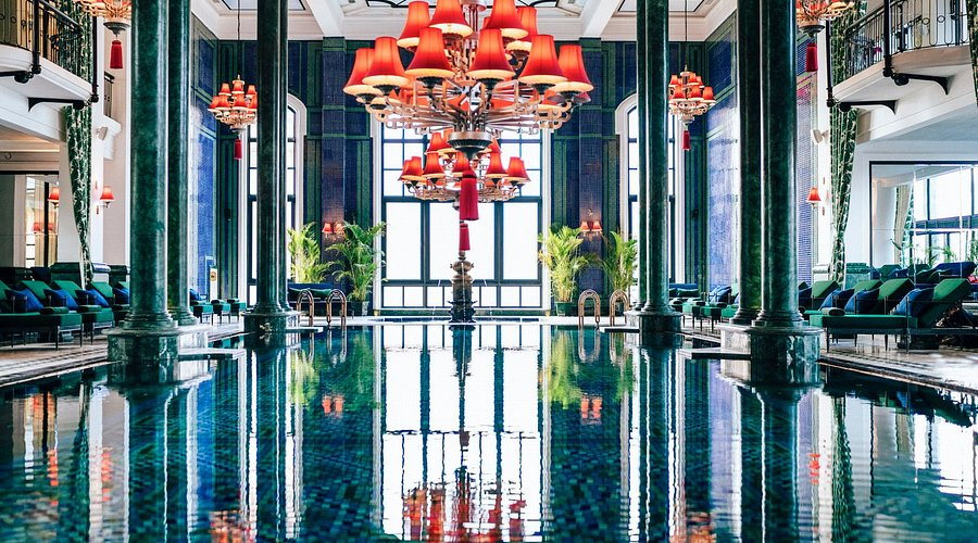 Hotel de la Coupole – MGallery sở hữu hồ bơi nước nóng trong nhà cùng kiến trúc Đông Dương sang trọng ngay trung tâm Sa Pa 