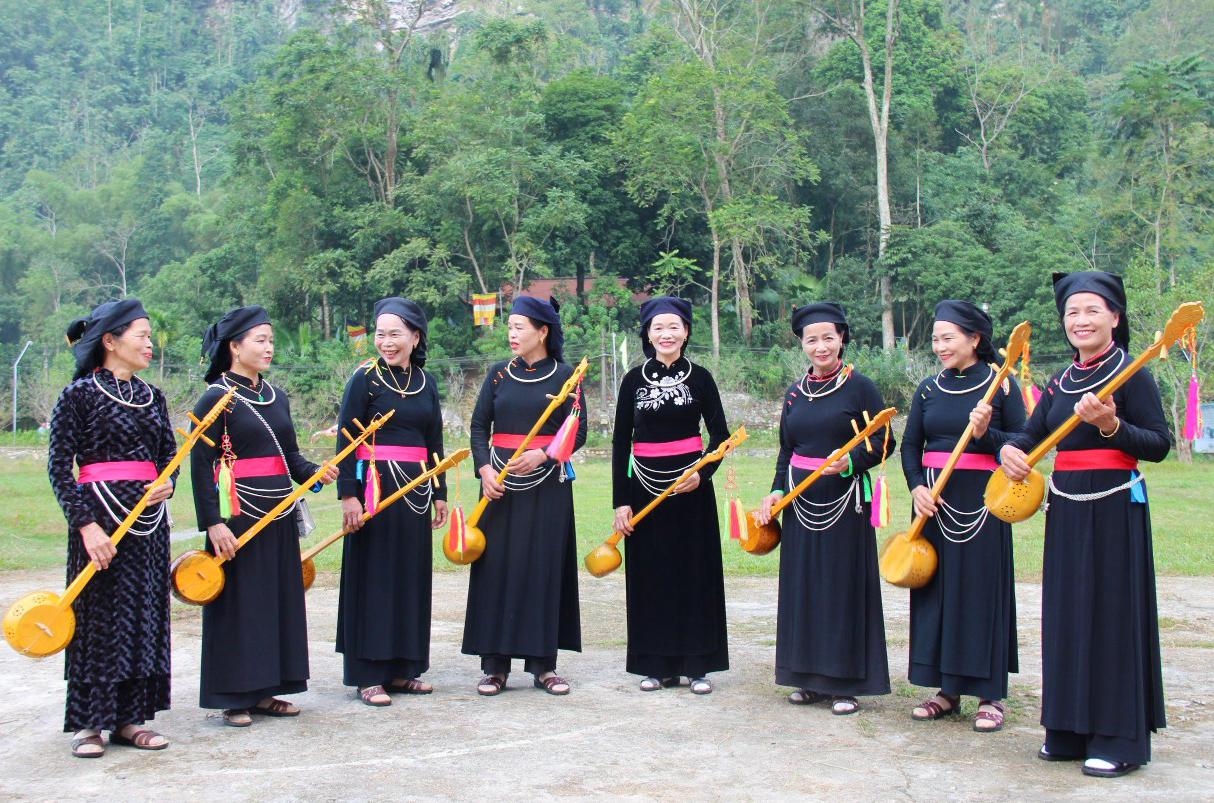 Trang phục dân tộc Tày
