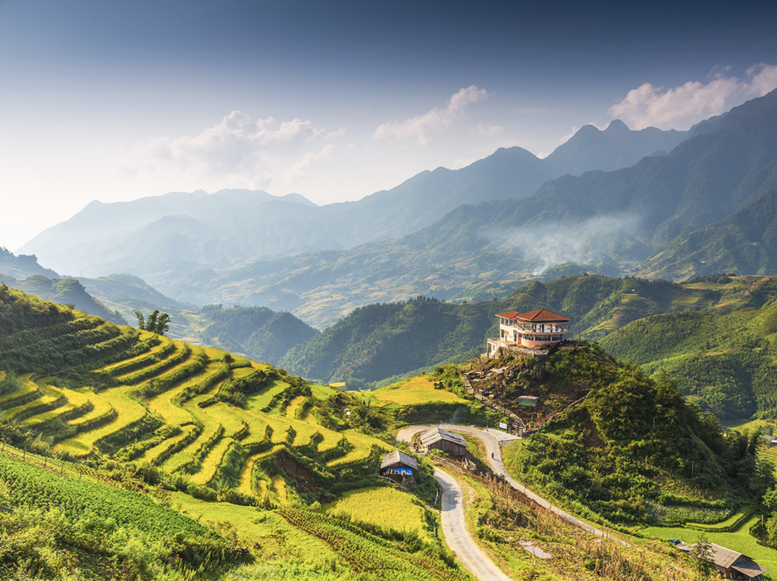 Thung lũng này nổi bật với những thửa ruộng bậc thang uốn lượn theo sườn núi. (Nguồn: Sưu tầm)
