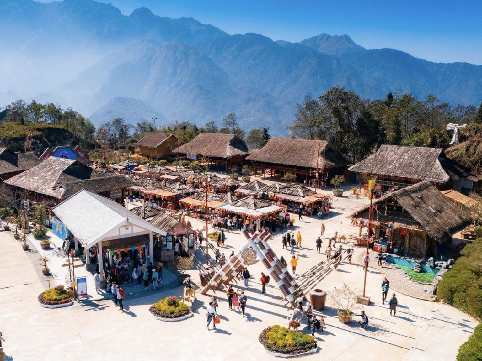 Nhiều khu lưu trú giúp du khách tận hưởng không gian bình yên của Tây Bắc