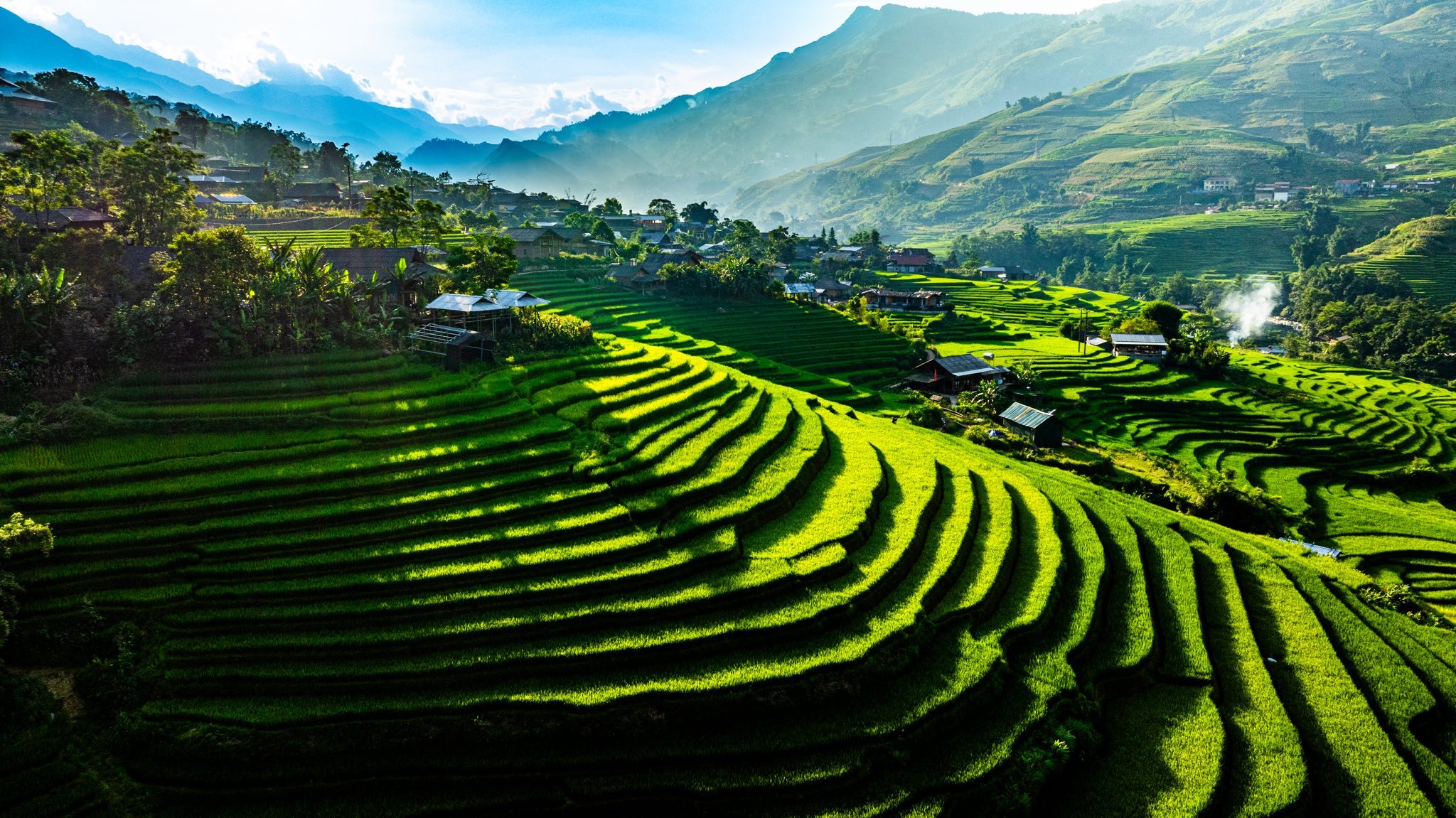 Vẻ đẹp thiên nhiên hùng vĩ và văn hóa bản địa độc đáo giúp Sa Pa được Culture Trip vinh danh trong Top 8 điểm đến tuyệt vời nhất Đông Nam Á.