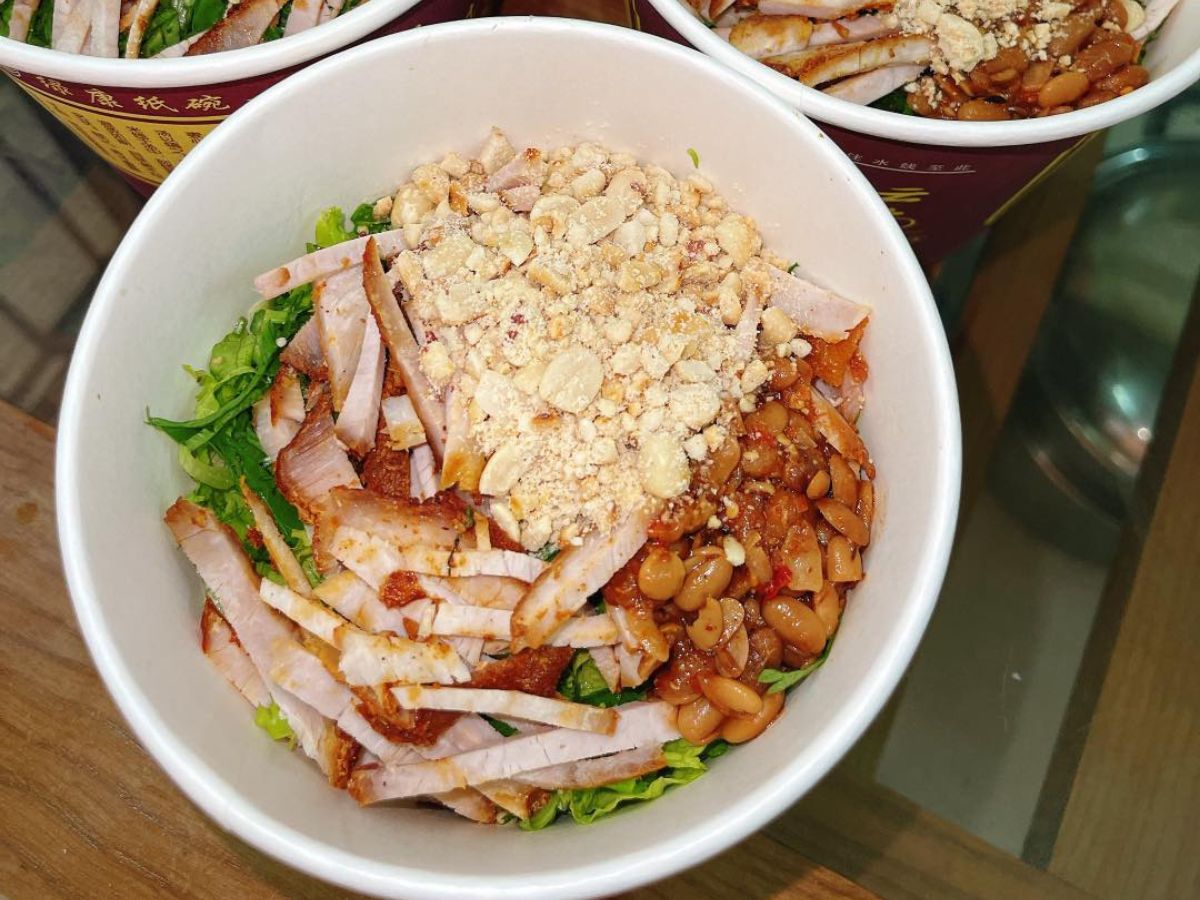 Chọn địa điểm uy tín khi thưởng thức phở chua Bắc Hà. (Nguồn: Sưu tầm)