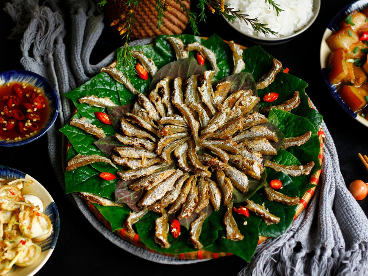 Chế biến cá suối chiên giòn khá đơn giản. (Nguồn: Sưu tầm)