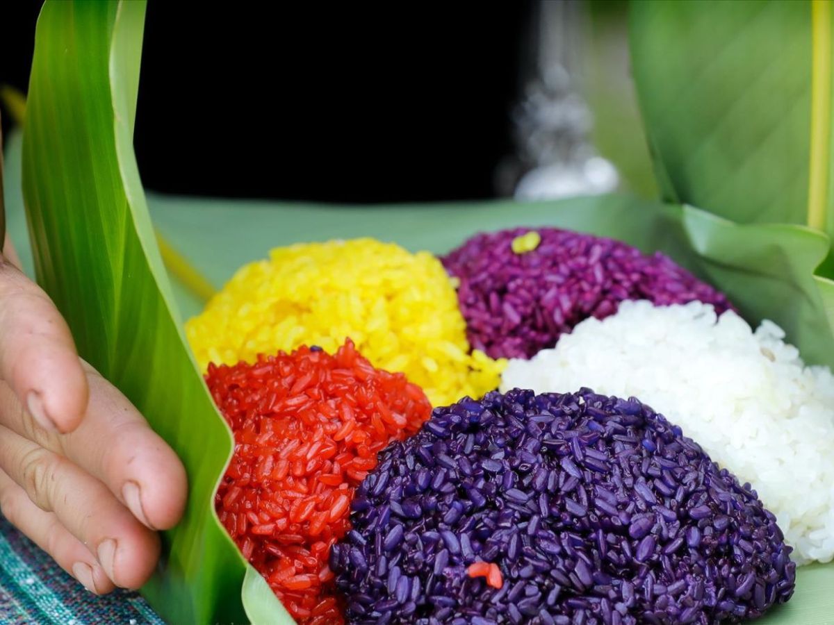 Thưởng thức ẩm thực đặc sắc khi đến với cánh đồng Mường Lò. (Nguồn: Sưu tầm)