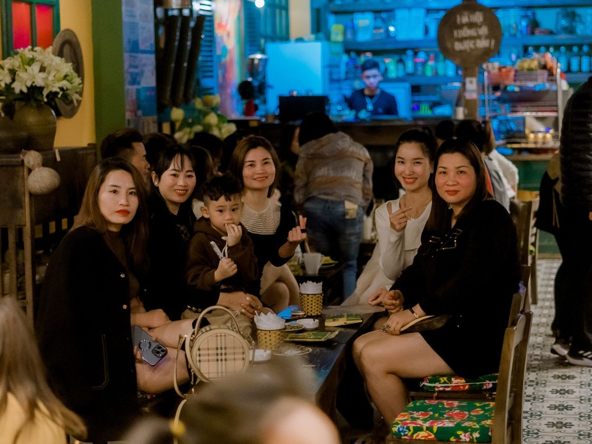 Quán cafe view đẹp thành phố Lào Cai được nhiều du khách yêu thích. (Nguồn: Sưu tầm)