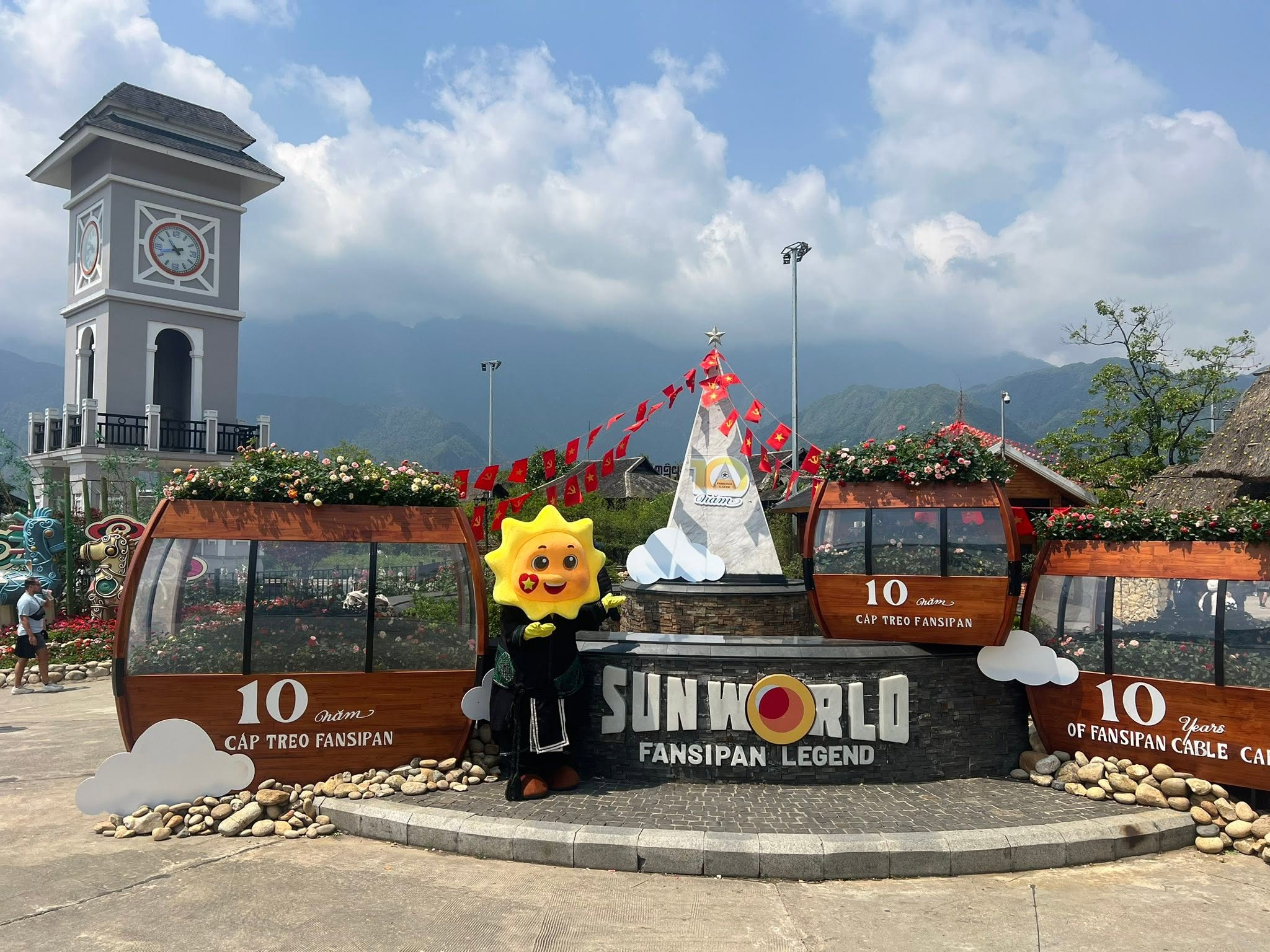 Du khách nên xuất phát từ sáng sớm để khám phá hết những trải nghiệm thú vị tại Sun World Fansipan Legend. (Nguồn: Sưu tầm)