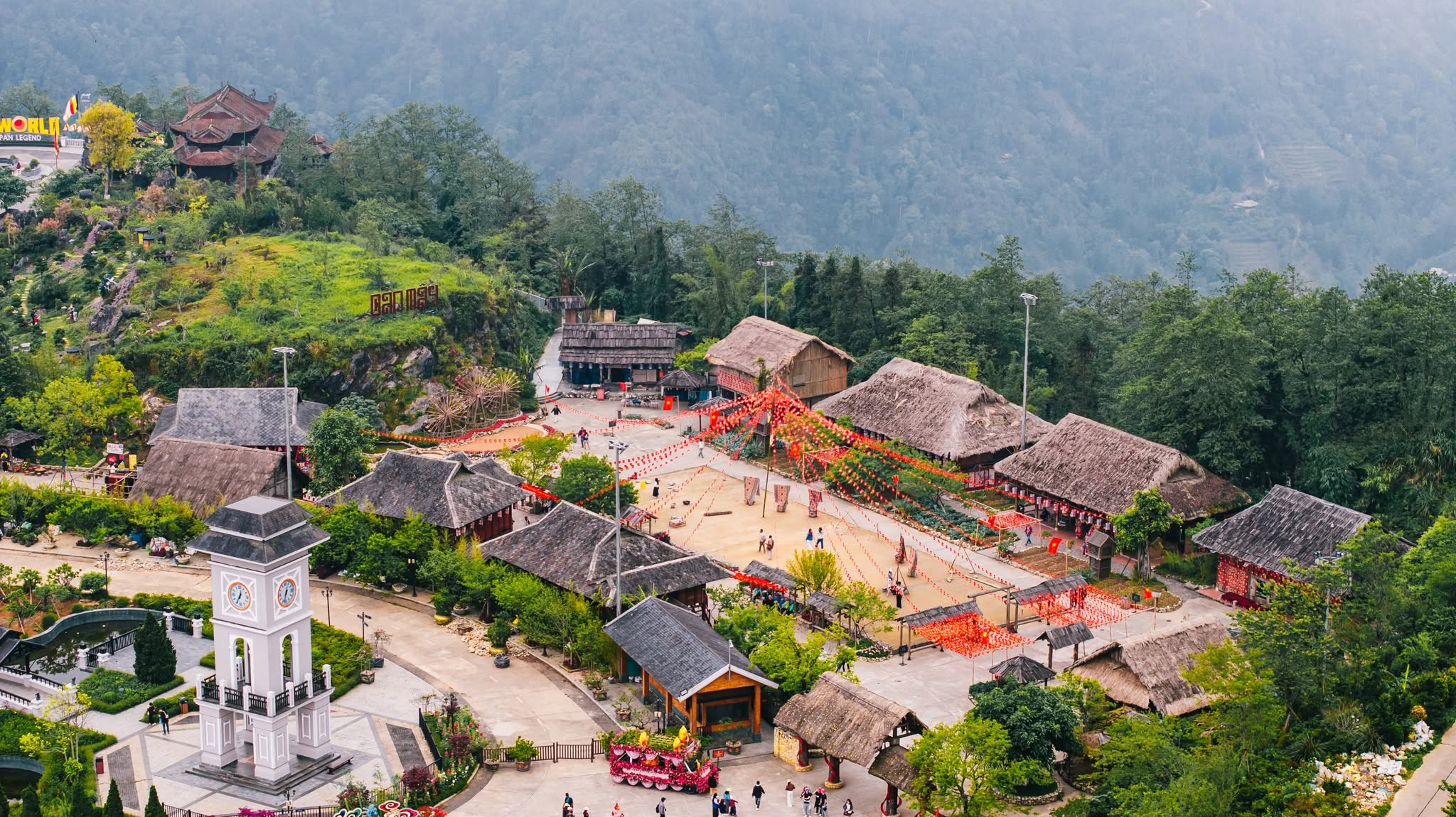 Không gian văn hoá độc đáo tại bản Mây. (Nguồn: Sưu tầm)