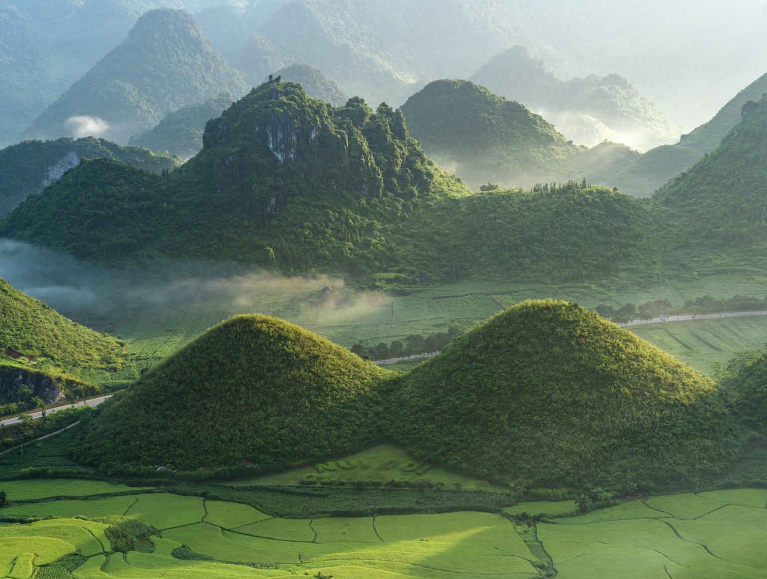 Tour Sa Pa - Hà Giang với nhiều điểm đến hùng vĩ thu hút du khách tham quan và khám phá