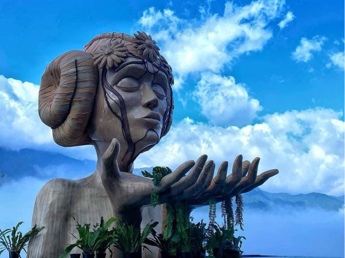 Moana Sa Pa sở hữu nhiều tiểu cảnh check-in thích hợp để ngắm cảnh và lưu lại những khoảnh khắc mùa thu.
