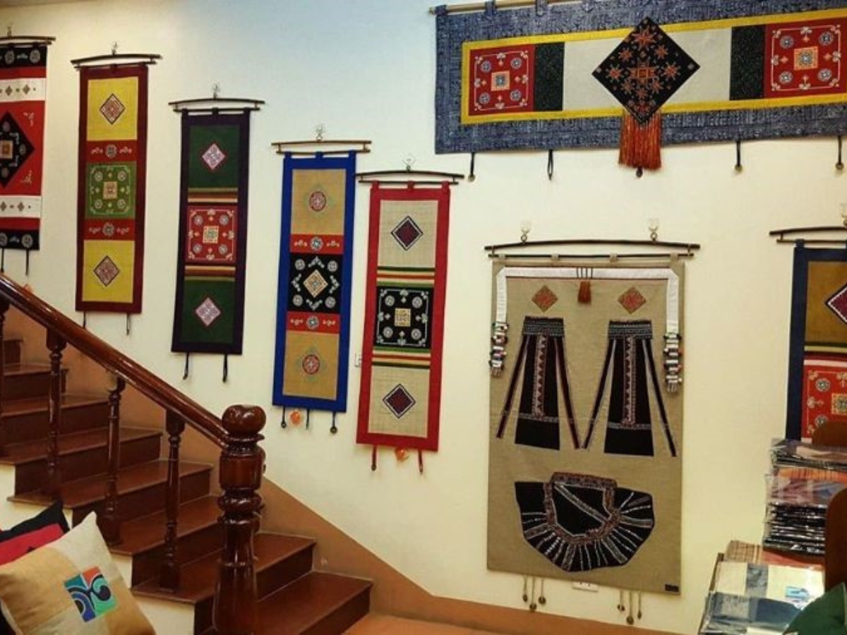 Du khách nên ghé cửa hàng Lan Rừng vào buổi sáng để có trải nghiệm trọn vẹn nhất.