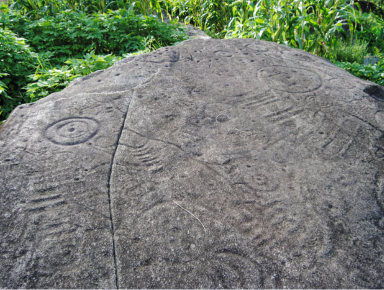 Bãi đá cổ đã có thể lên tới hơn 5.000 năm tuổi.