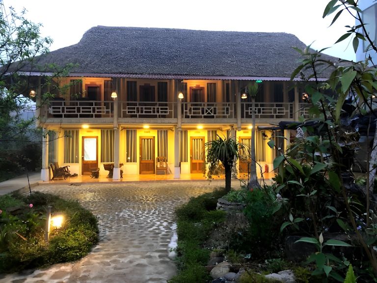 Không gian ấm cúng của Stone Garden Homestay.