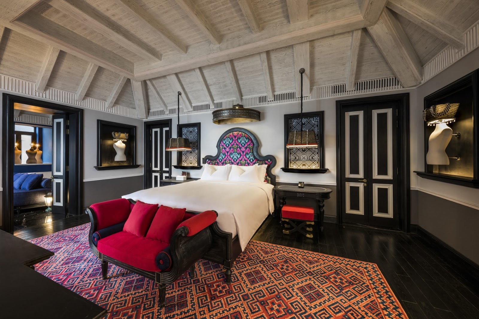 Phòng sang trọng, được trang bị máy sưởi tiện nghi tại Hotel de la Coupole – MGallery.