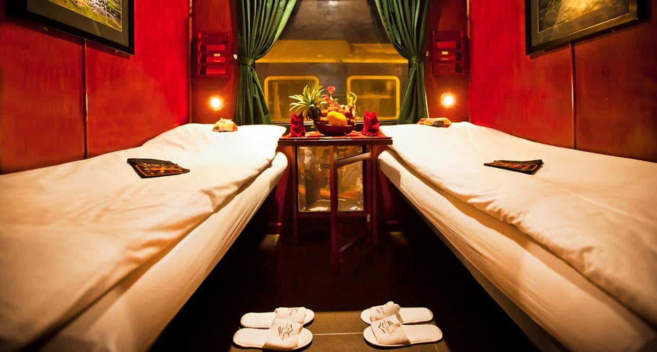 Khoang giường nằm tiện nghi trên tàu hỏa đi Sa Pa.