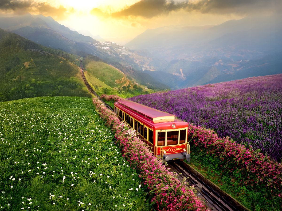 Khám phá ga tàu hỏa leo núi Mường Hoa với kiến trúc châu Âu ấn tượng