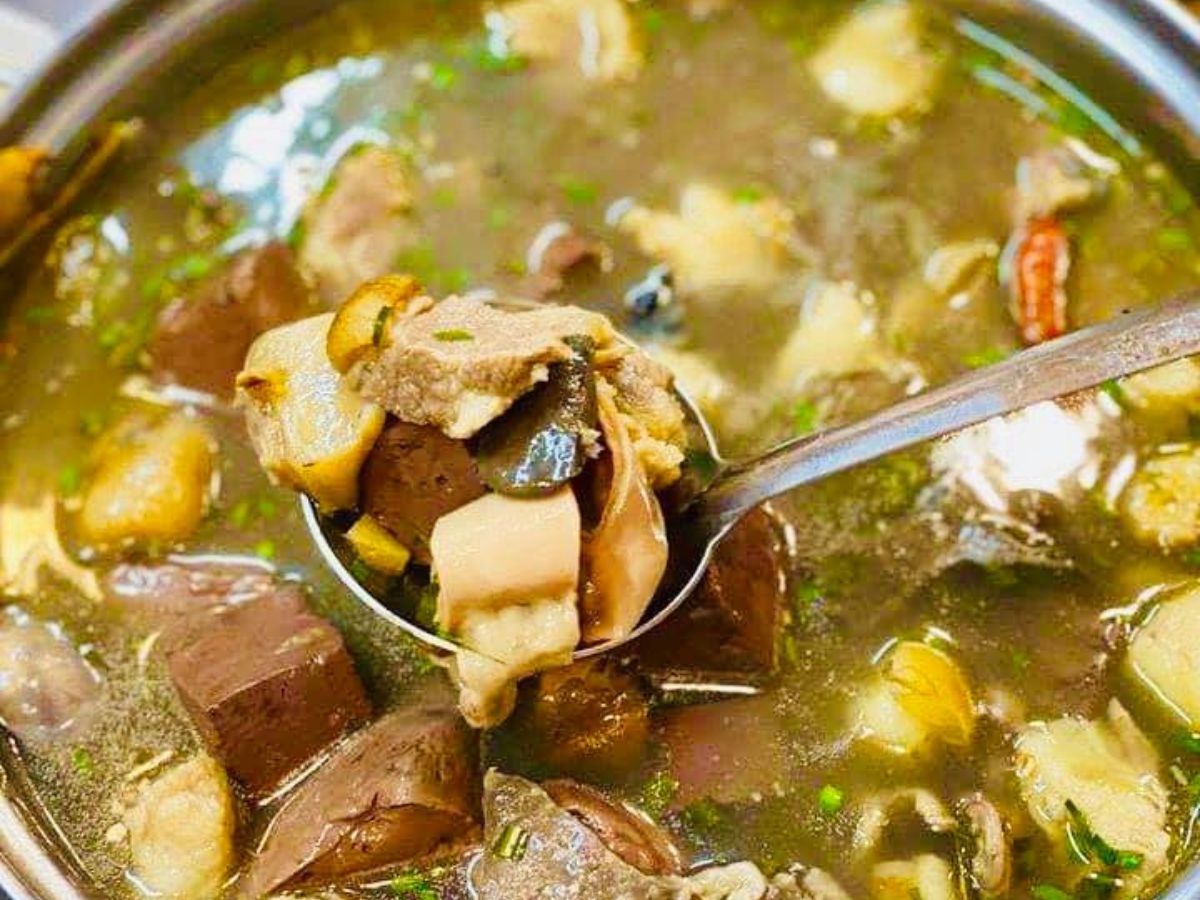 Thưởng thức thắng cố, món ăn đặc sản truyền thống Tây Bắc