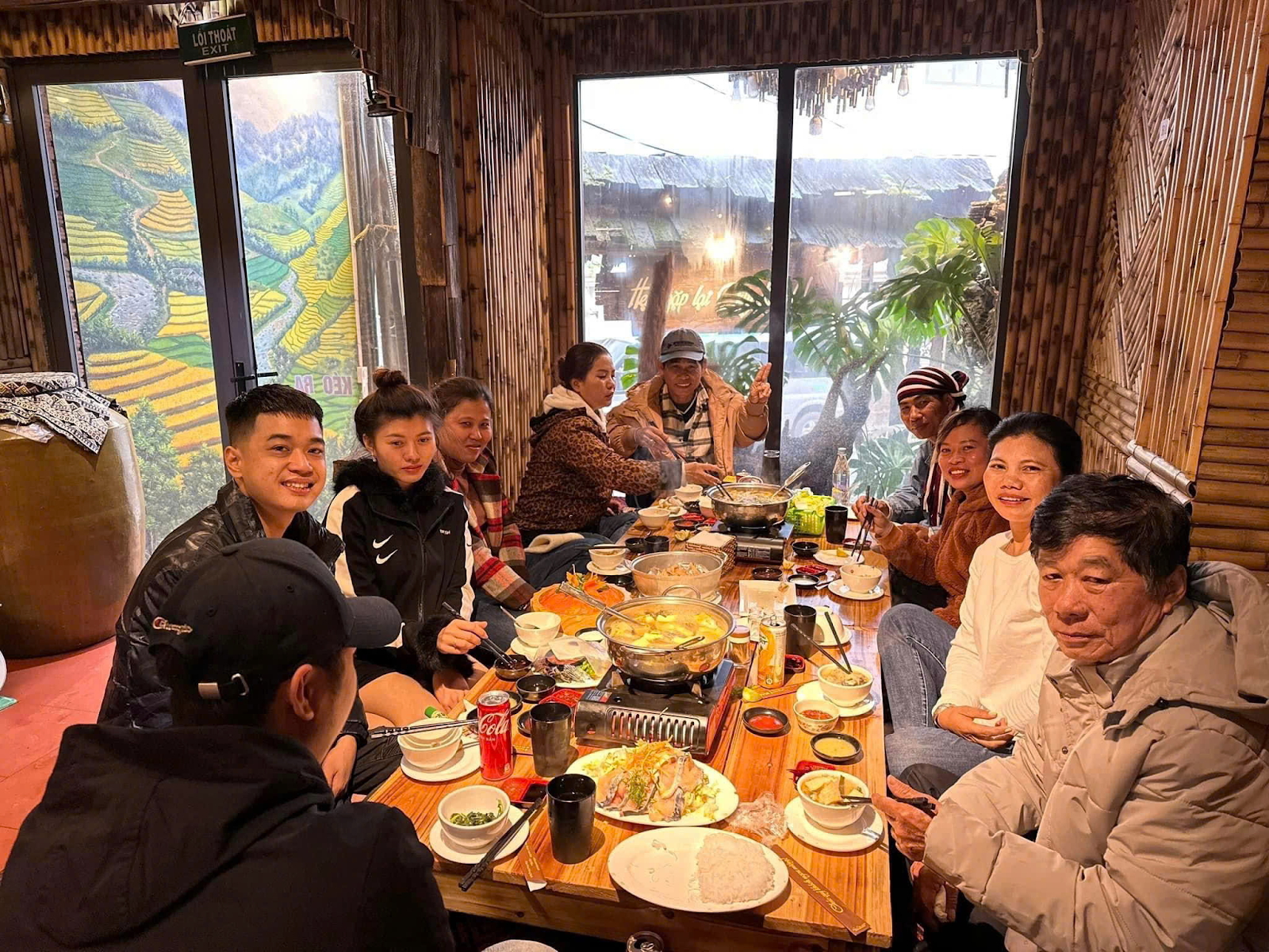 Ngây ngất với những món ăn từ cá hồi vô cùng tươi ngon tại vùng Tây Bắc