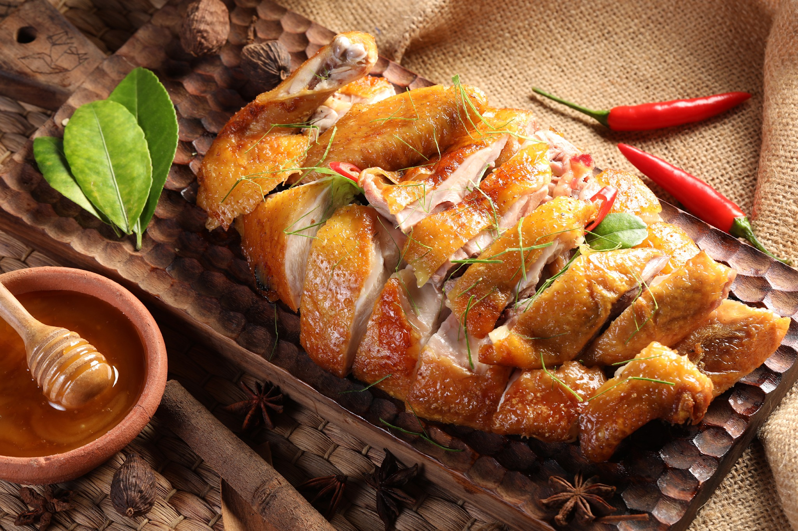 Đến Sa Pa, thực khách được trải nghiệm nhiều món ngon đặc trưng Tây Bắc.