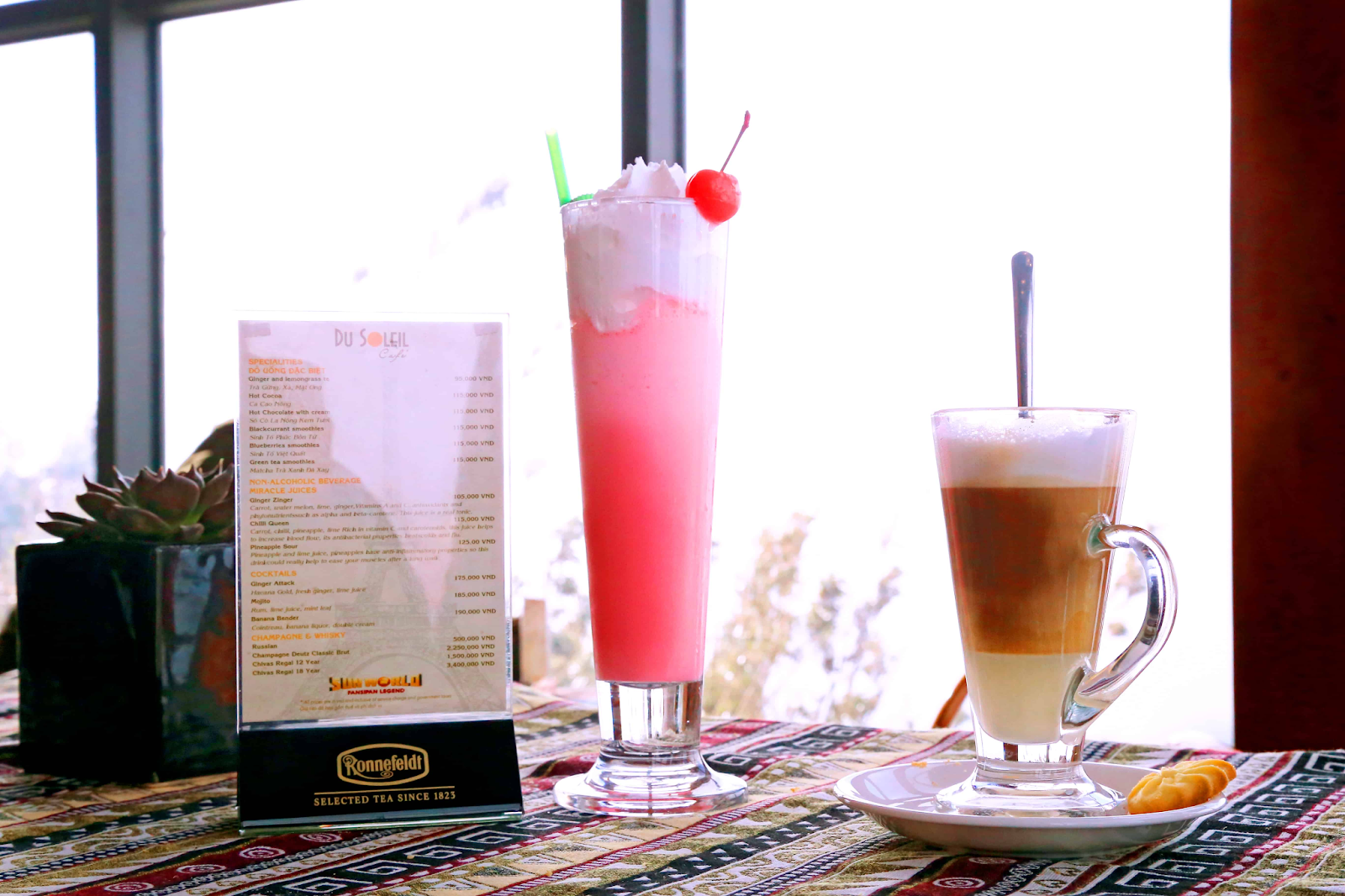 Menu đồ uống đa dạng của cà phê Du Soleil Sa Pa