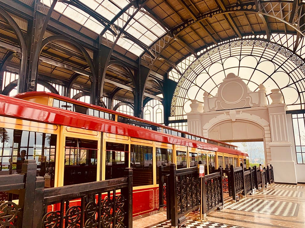 Không gian bên trong nhà ga cáp treo Fansipan (Nguồn: Sưu tầm)