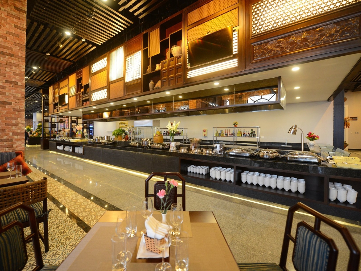 Góc nhỏ ấm cúng bên trong nhà hàng Vân Sam (Nguồn: Sưu tầm)