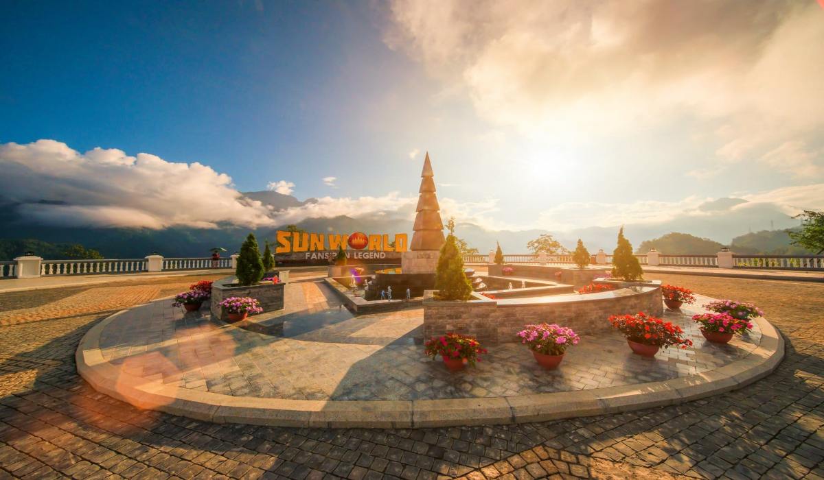 Tham quan quần thể khu du lịch nổi tiếng Sun World Fansipan Legend.