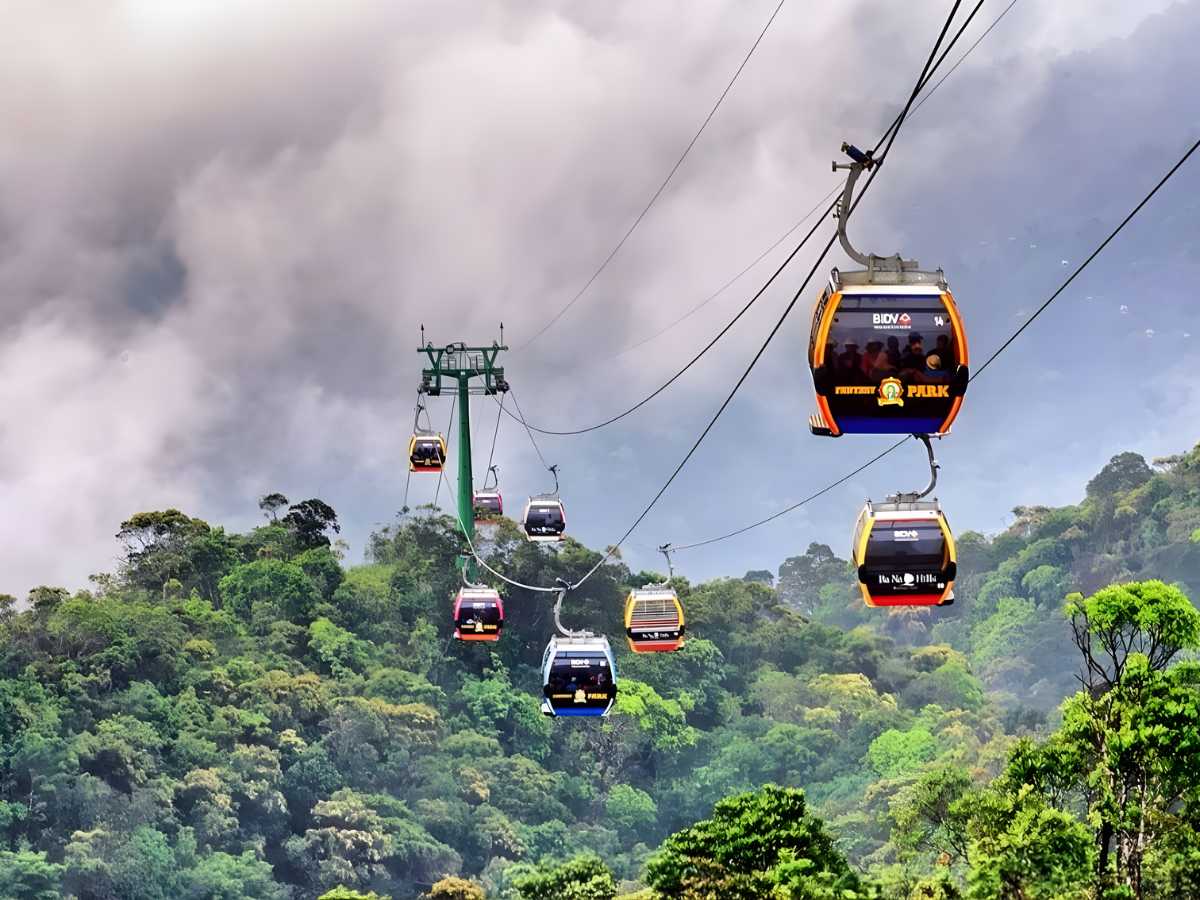 Khám phá hệ thống cáp treo lên đỉnh Fansipan thuộc quần thể Sun World Fansipan Legend. 