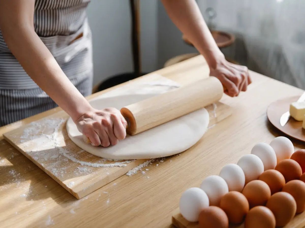 Hương vị bánh tại quán được chăm chút trong từng chi tiết, tạo nên cảm giác thưởng thức sang trọng. 