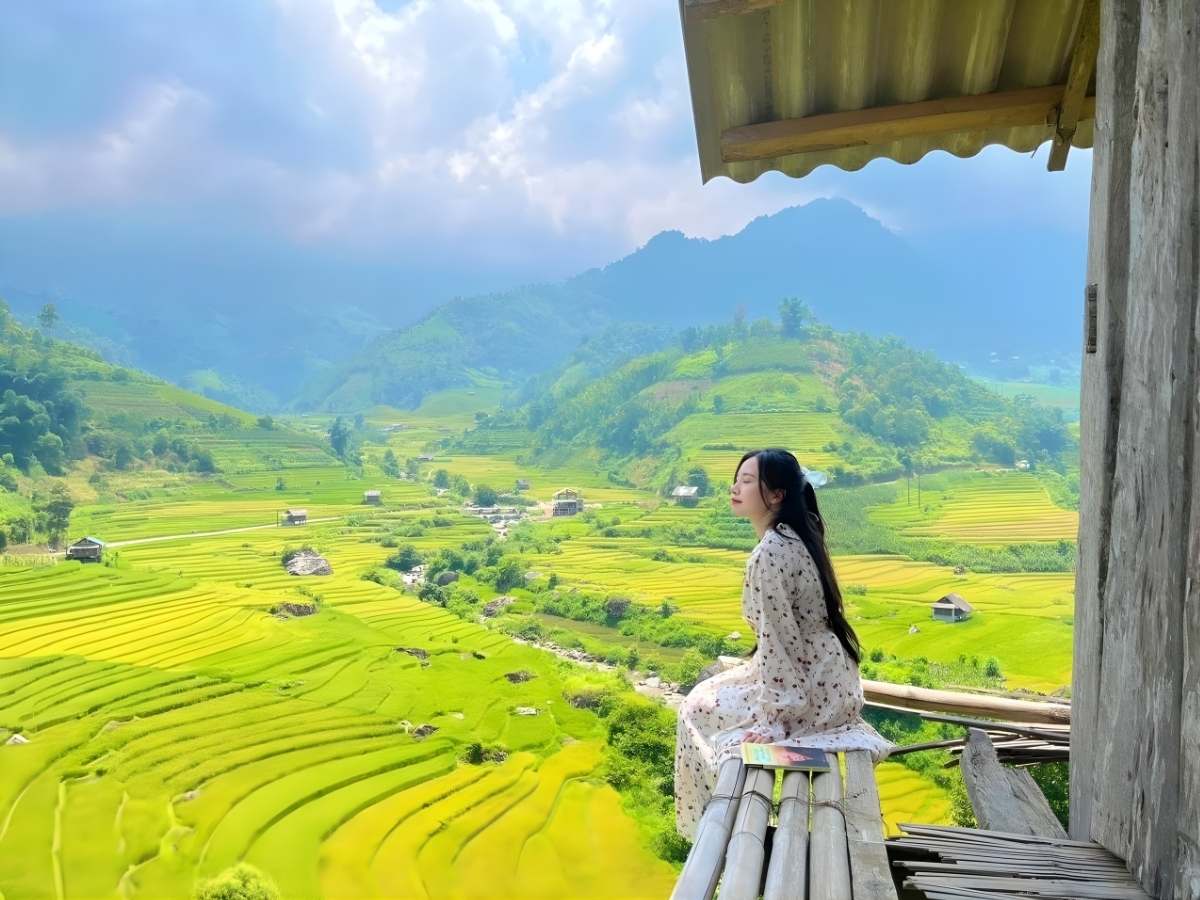 Thời tiết Sa Pa tháng 9 mát mẻ ít mưa và luôn có nắng dịu ban ngày. 
