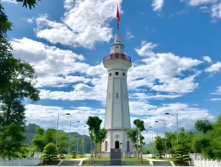 Cột cờ Lũng Pô còn là công trình giàu ý nghĩa lịch sử và nhân văn.