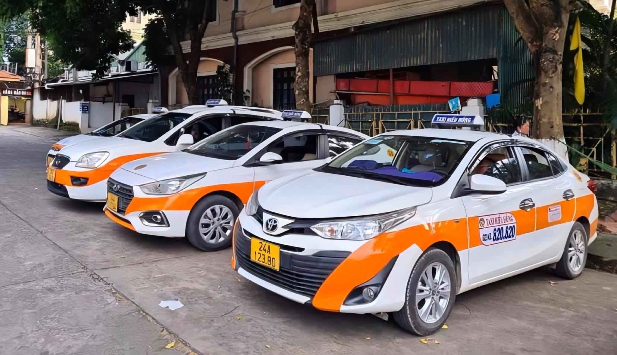 Taxi Hiếu Hồng chuyên cung cấp các loại xe 4 chỗ và 7 chỗ 