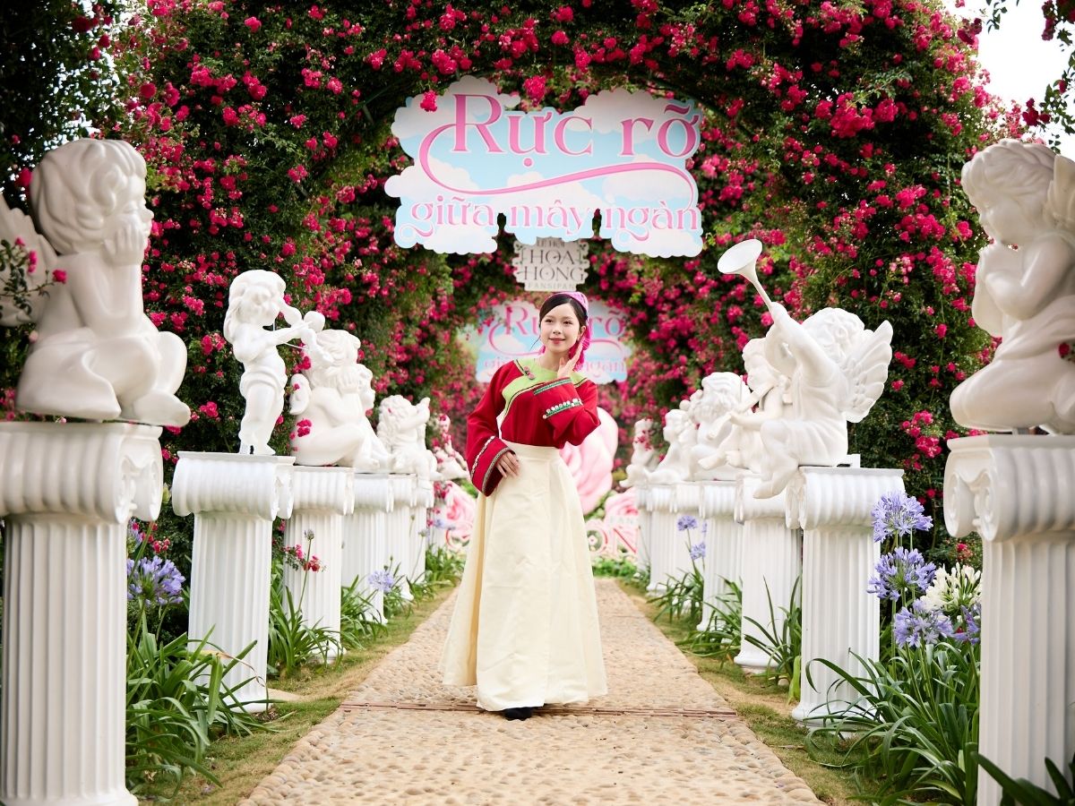 Sun World Fansipan Legend mang đến tầm nhìn núi rừng hùng vĩ.
