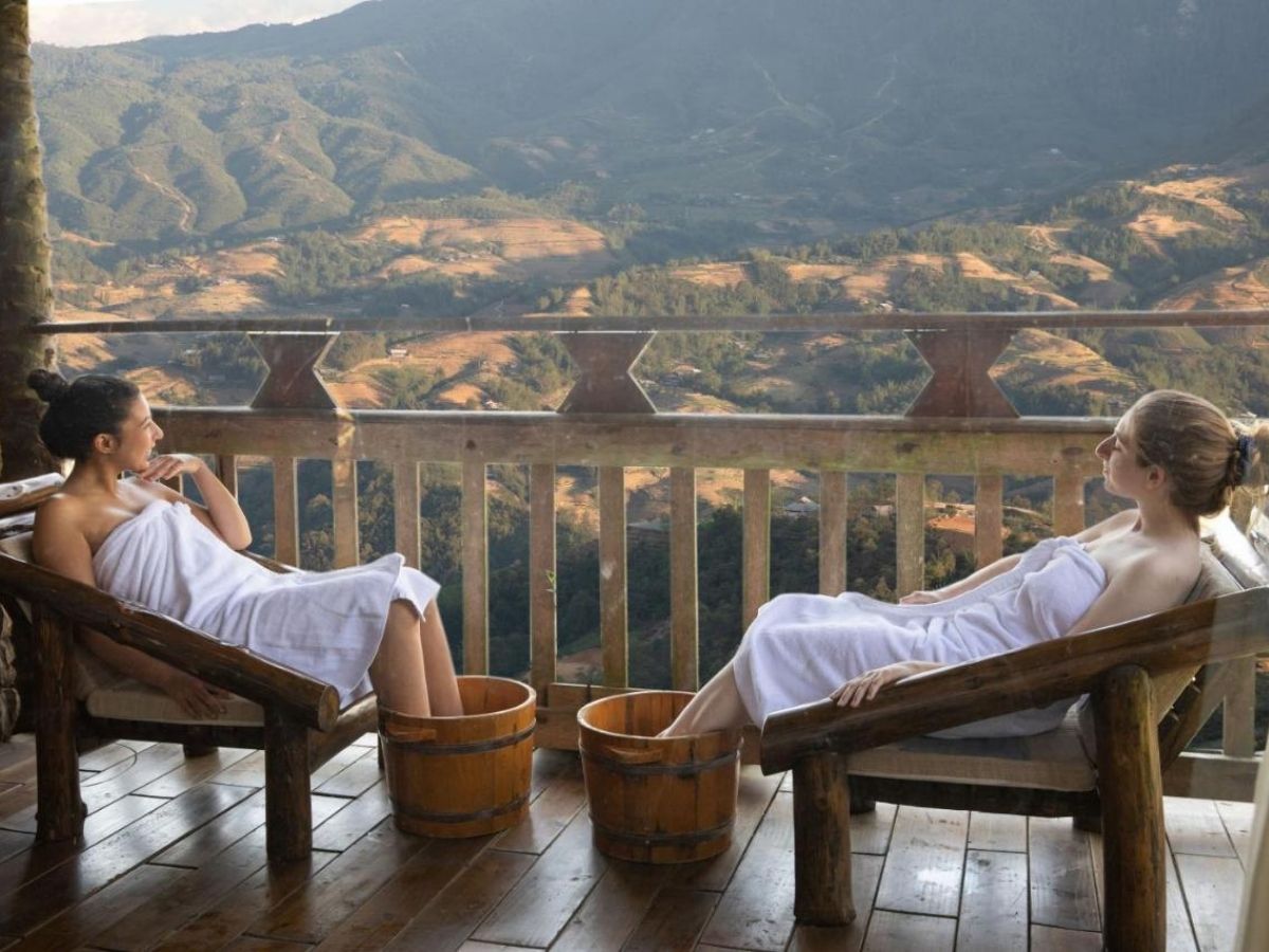 Vị trí tách biệt vừa đủ, tạo cảm giác thư thái và riêng tư.