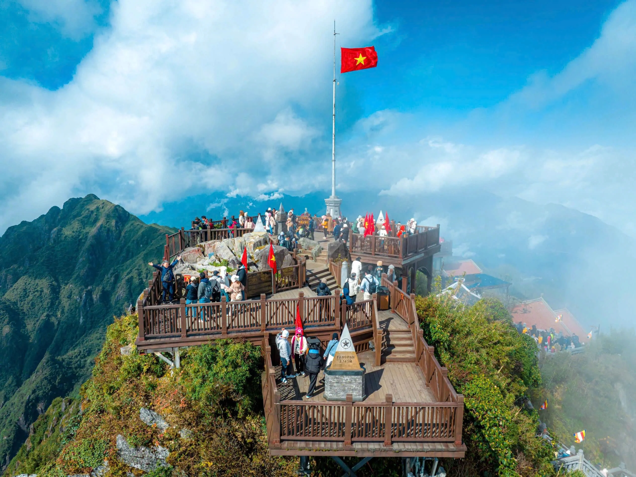 Tour Sa Pa 3 ngày 2 đêm có nhiều mức giá tùy thuộc vào chất lượng dịch vụ.