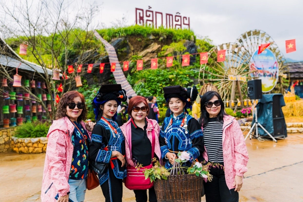 Lên lịch trình khám phá Fansipan trọn vẹn.